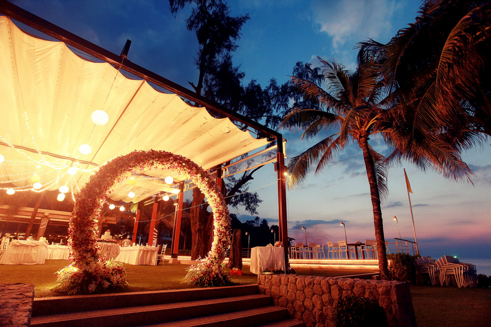 Reception_Fotolia_93551189_Sub_L